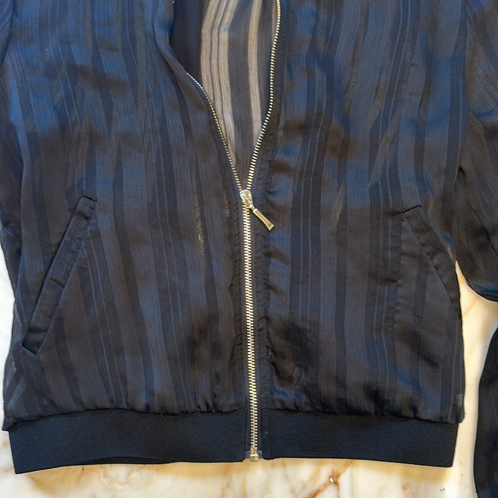 Zara Semi-Sheer Zip Up - Picture 3 of 6